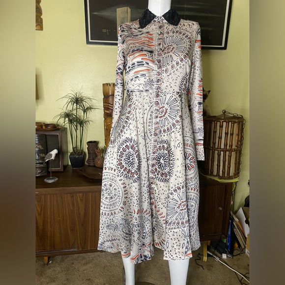 Ladies retro boho button up dress beaded MOD contemporary avant-guards vintage - Picture 9 of 10